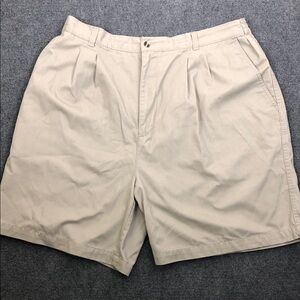 Men’s Puritan Khaki Shorts Sz 42 (M1)